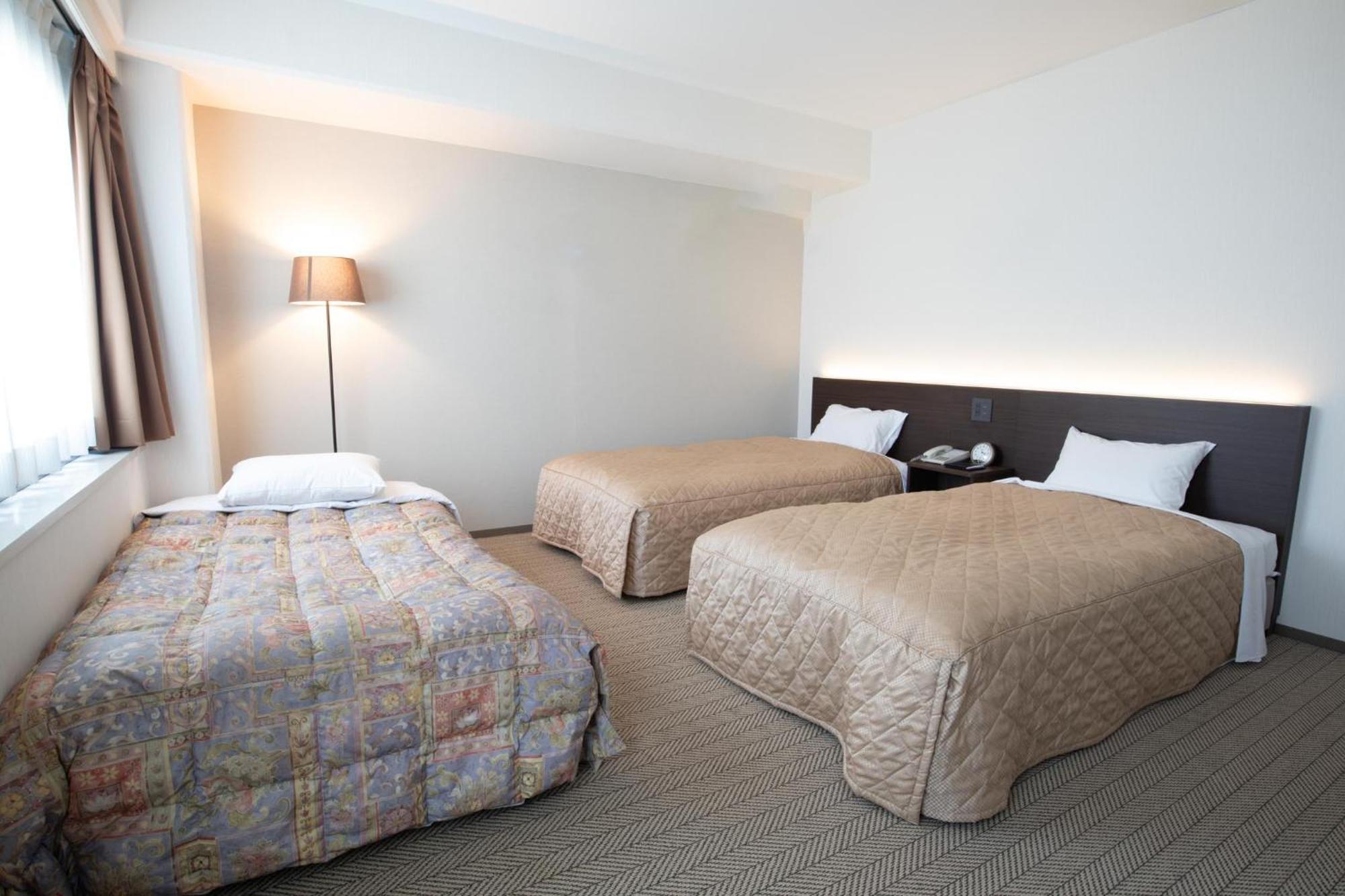 מטסויאמה Hotel Aisul Matsuyama חדר תמונה